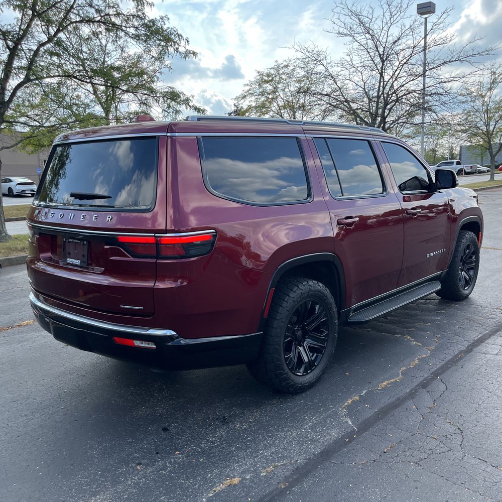 2022 Jeep Wagoneer Series III