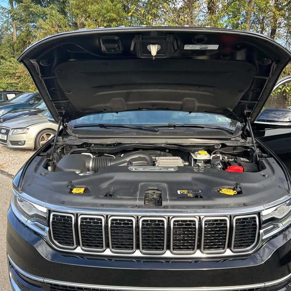 2022 Jeep Wagoneer Series III