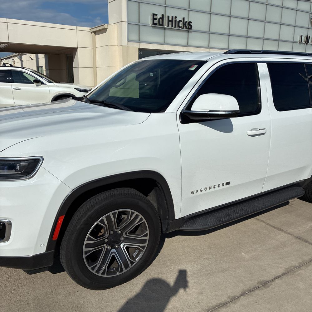 2022 Jeep Wagoneer Series III
