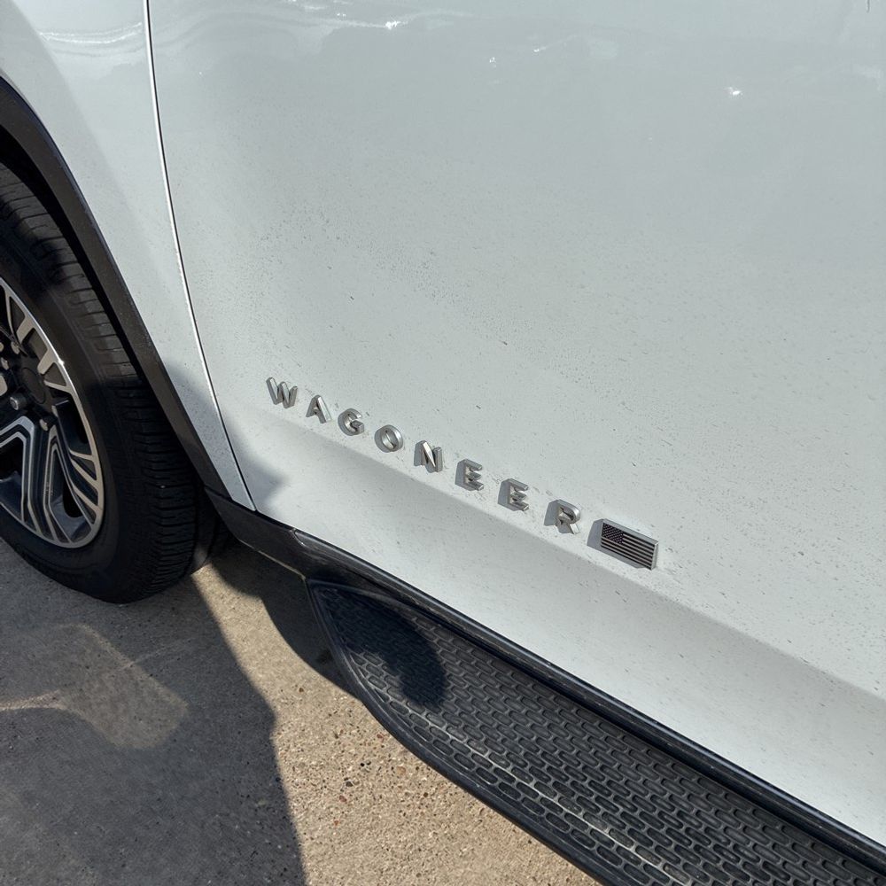 2022 Jeep Wagoneer Series III