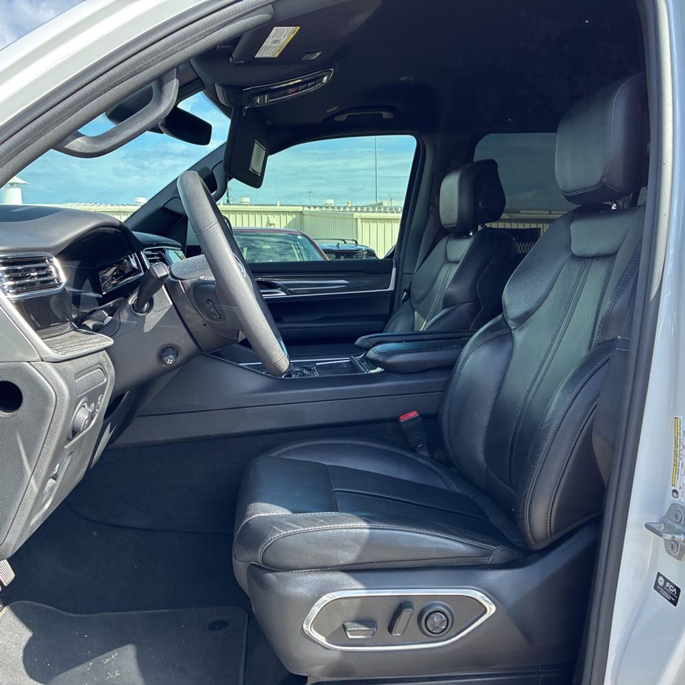 2022 Jeep Wagoneer Series III