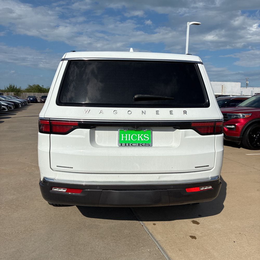 2022 Jeep Wagoneer Series III