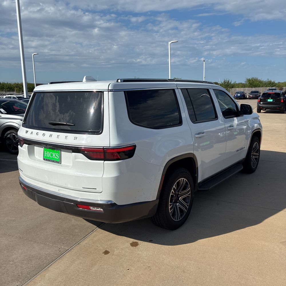 2022 Jeep Wagoneer Series III