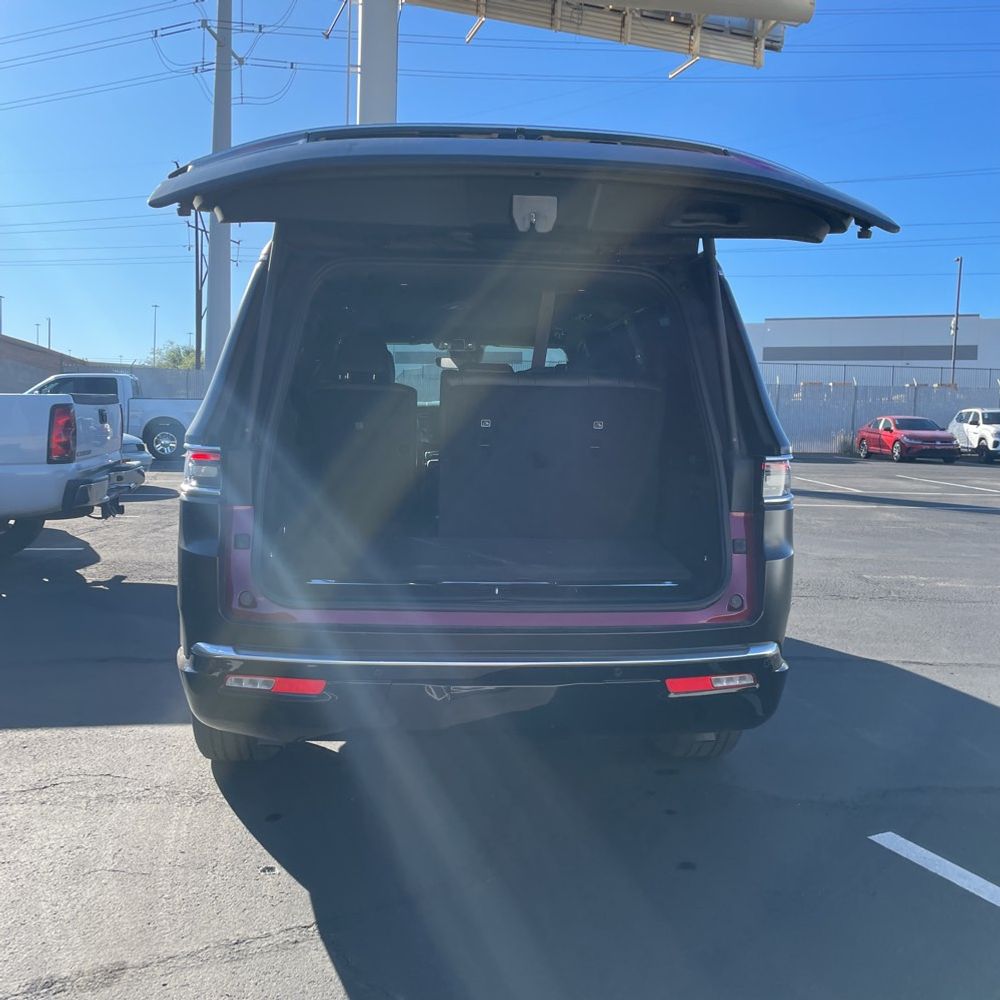 2022 Jeep Grand Wagoneer Series I