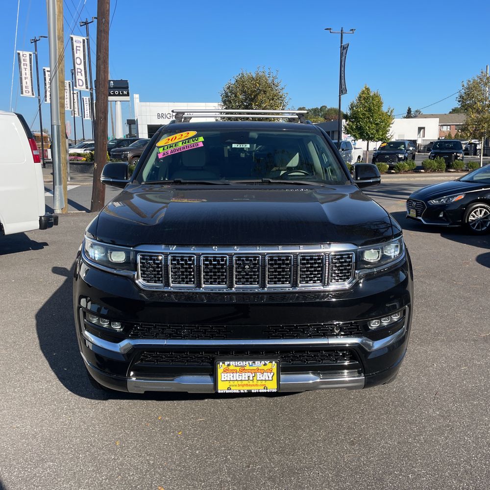 2022 Jeep Grand Wagoneer Series II