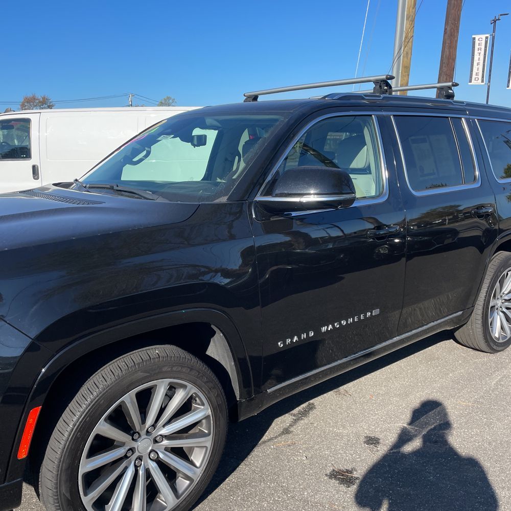 2022 Jeep Grand Wagoneer Series II