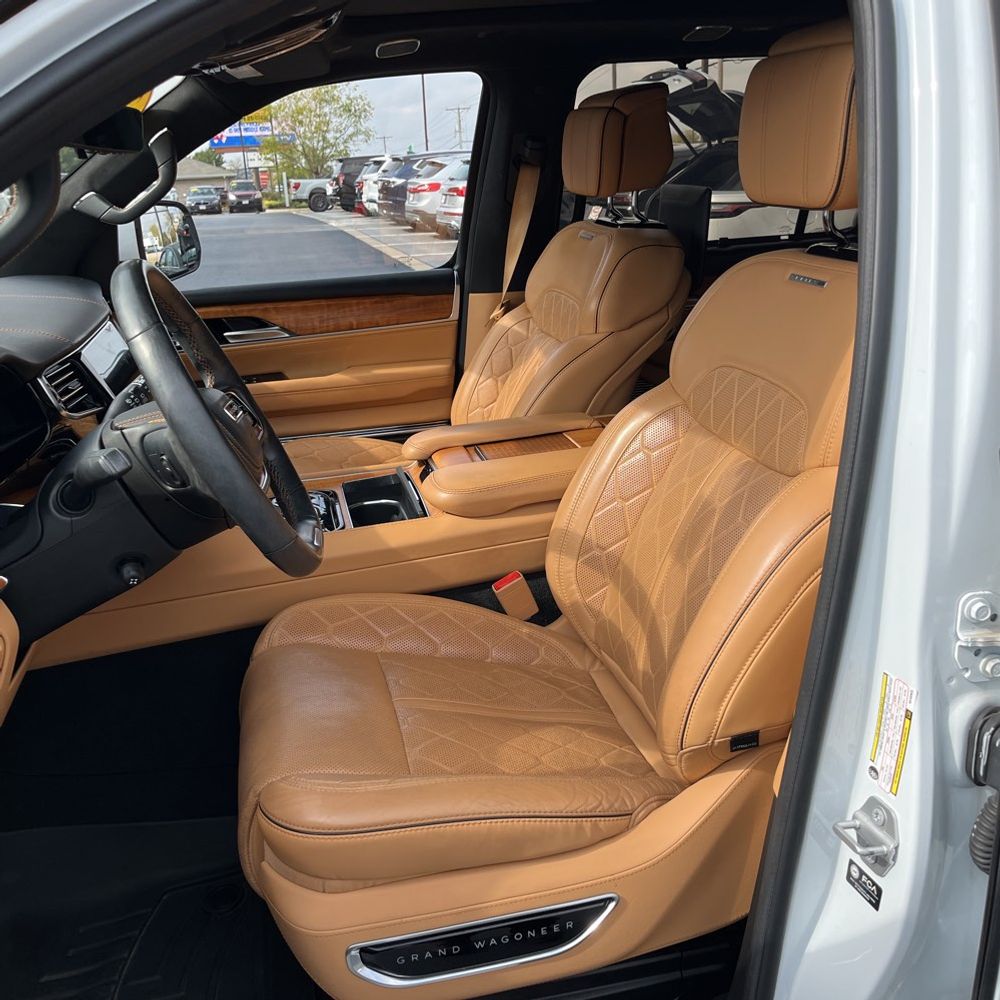 2022 Jeep Grand Wagoneer Series III