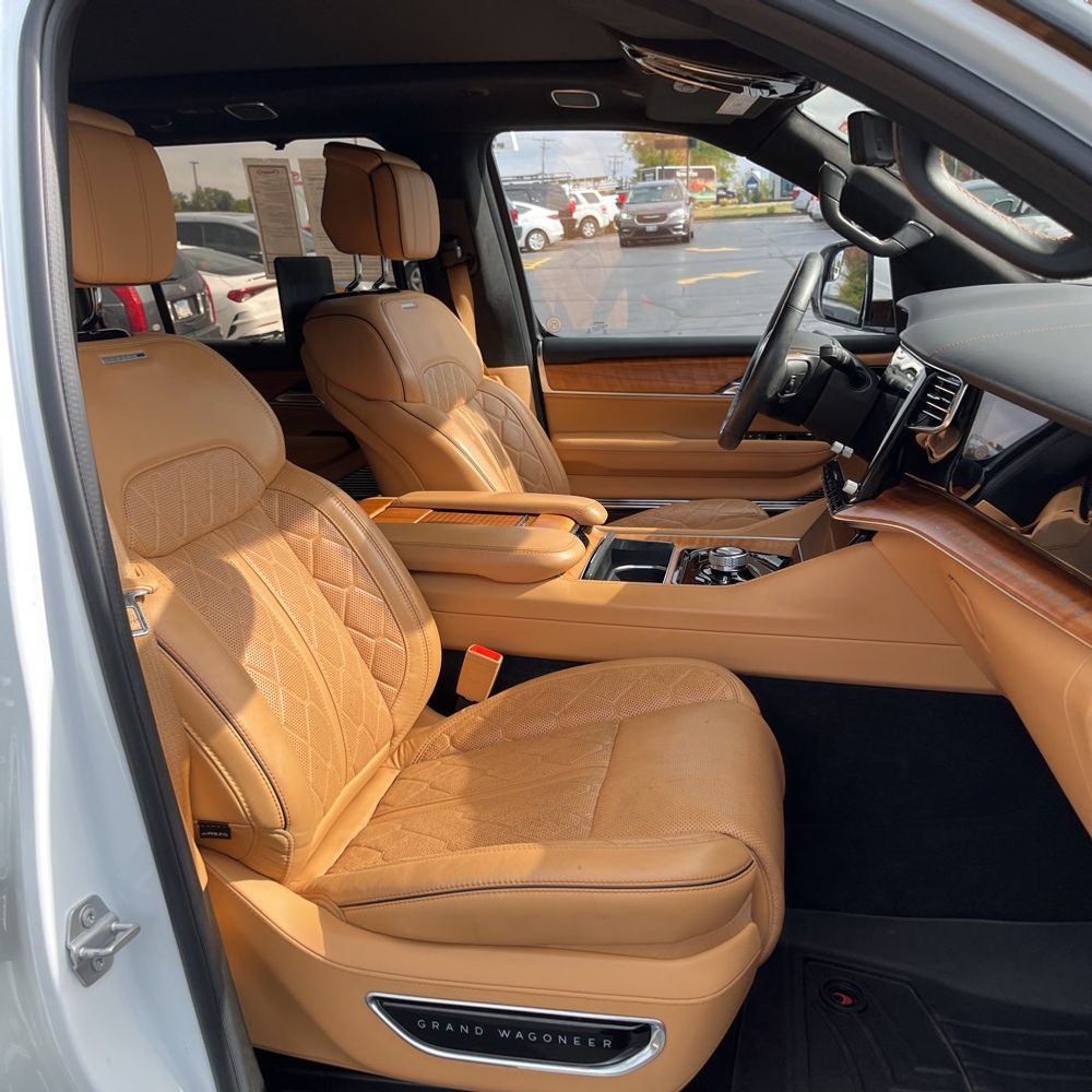 2022 Jeep Grand Wagoneer Series III