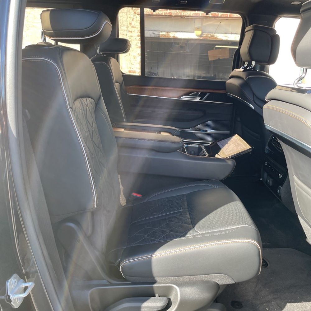 2023 Jeep Grand Wagoneer Series III