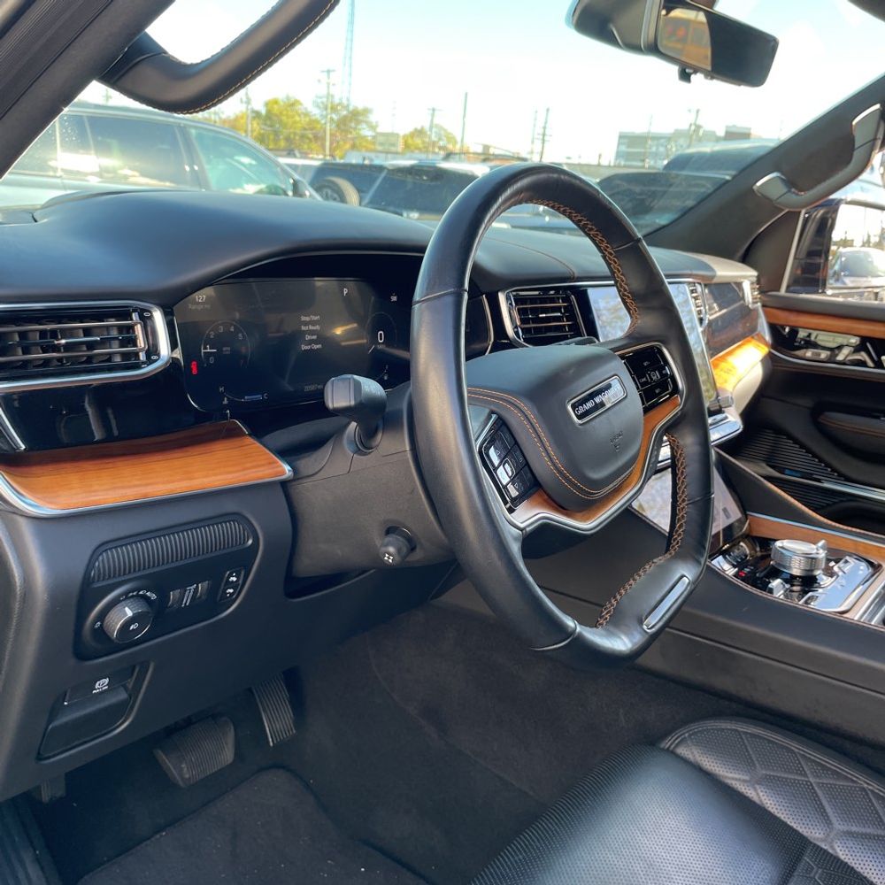 2023 Jeep Grand Wagoneer Series III