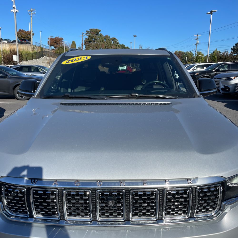 2023 Jeep Grand Wagoneer Series III