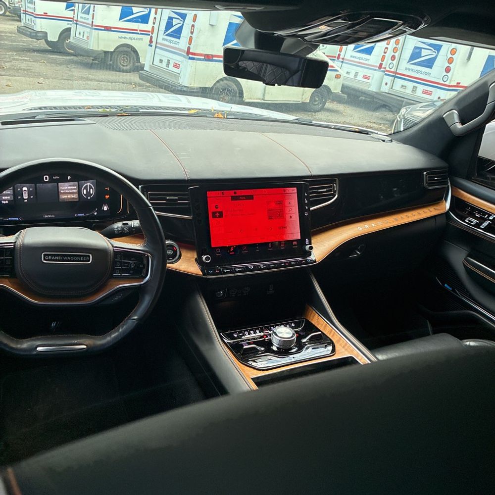 2022 Jeep Grand Wagoneer Series III