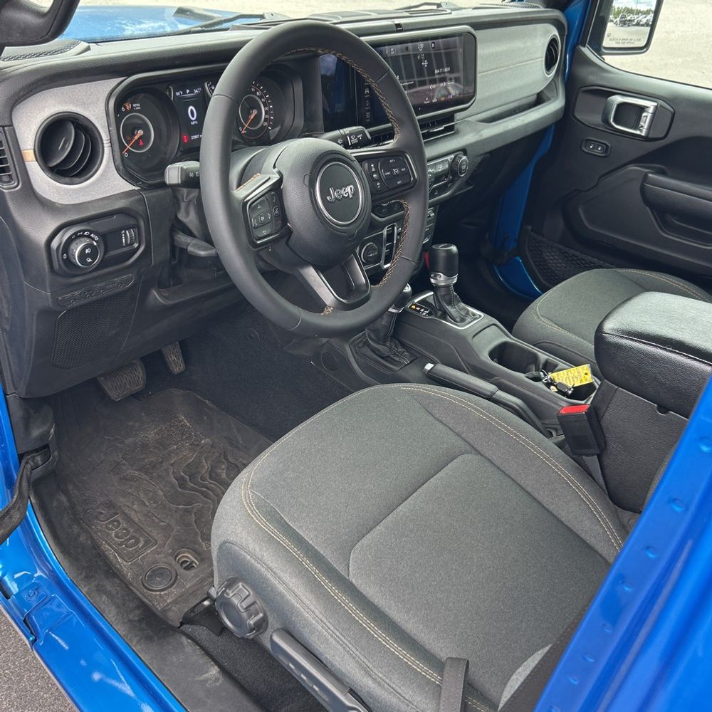 2024 Jeep Gladiator Sport S