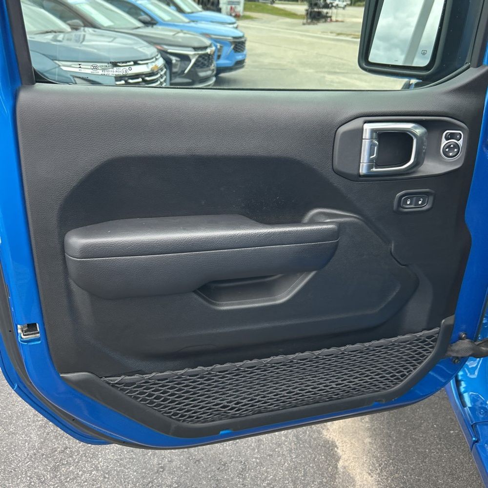 2024 Jeep Gladiator Sport S
