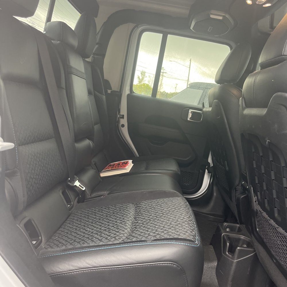 2022 Jeep Gladiator Mojave