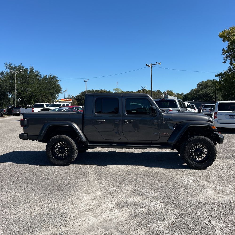 2023 Jeep Gladiator Mojave
