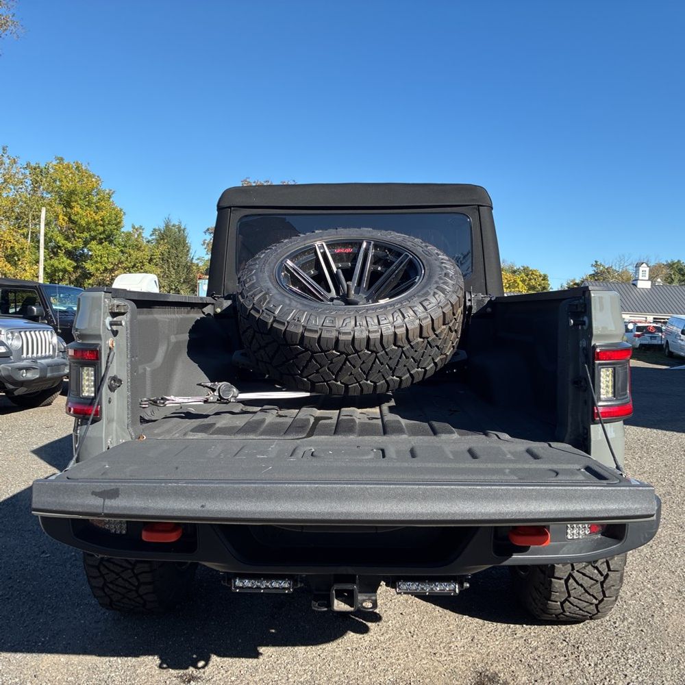 2021 Jeep Gladiator Mojave