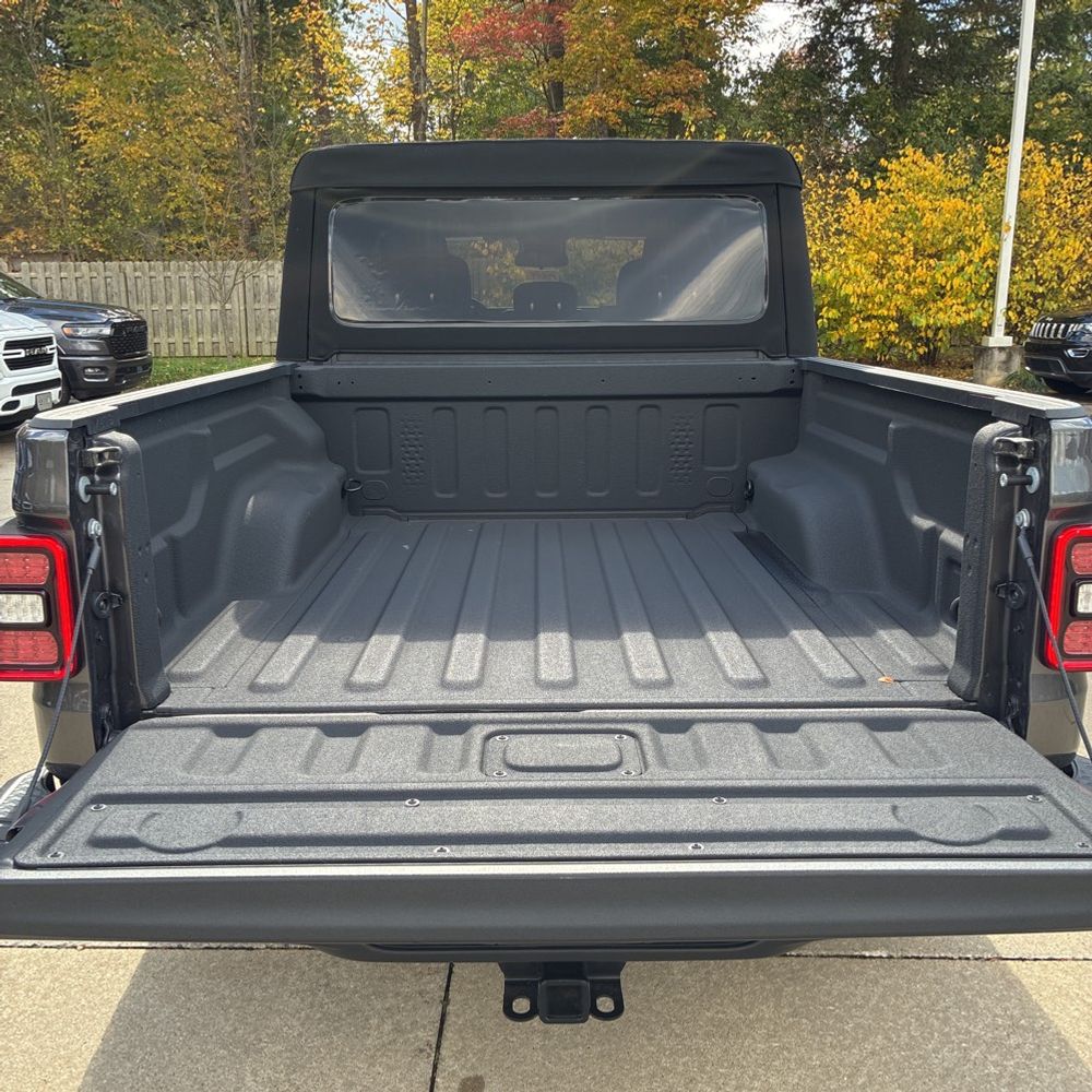 2024 Jeep Gladiator Mojave
