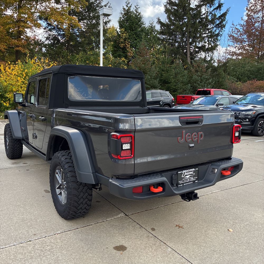 2024 Jeep Gladiator Mojave