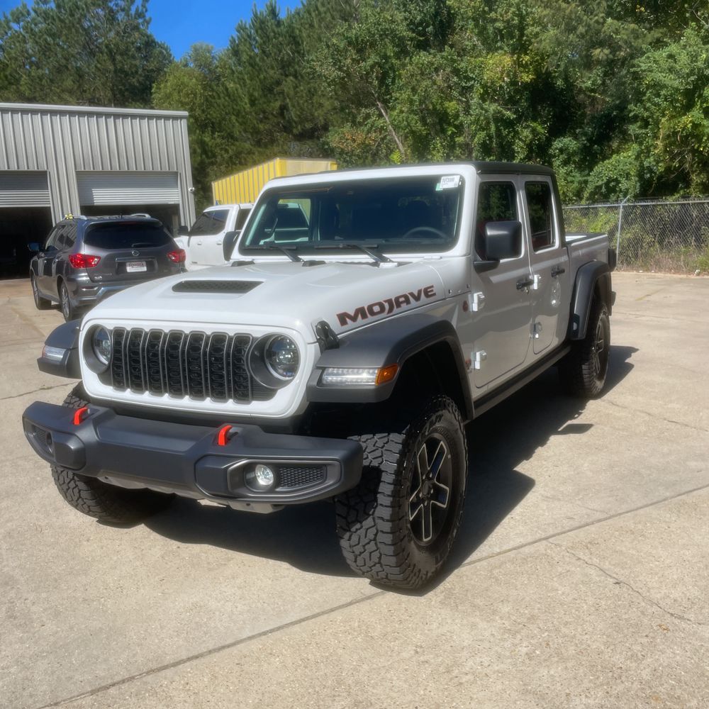 2025 Jeep Gladiator Mojave
