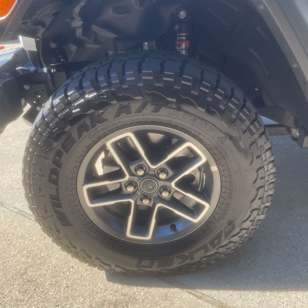 2025 Jeep Gladiator Mojave