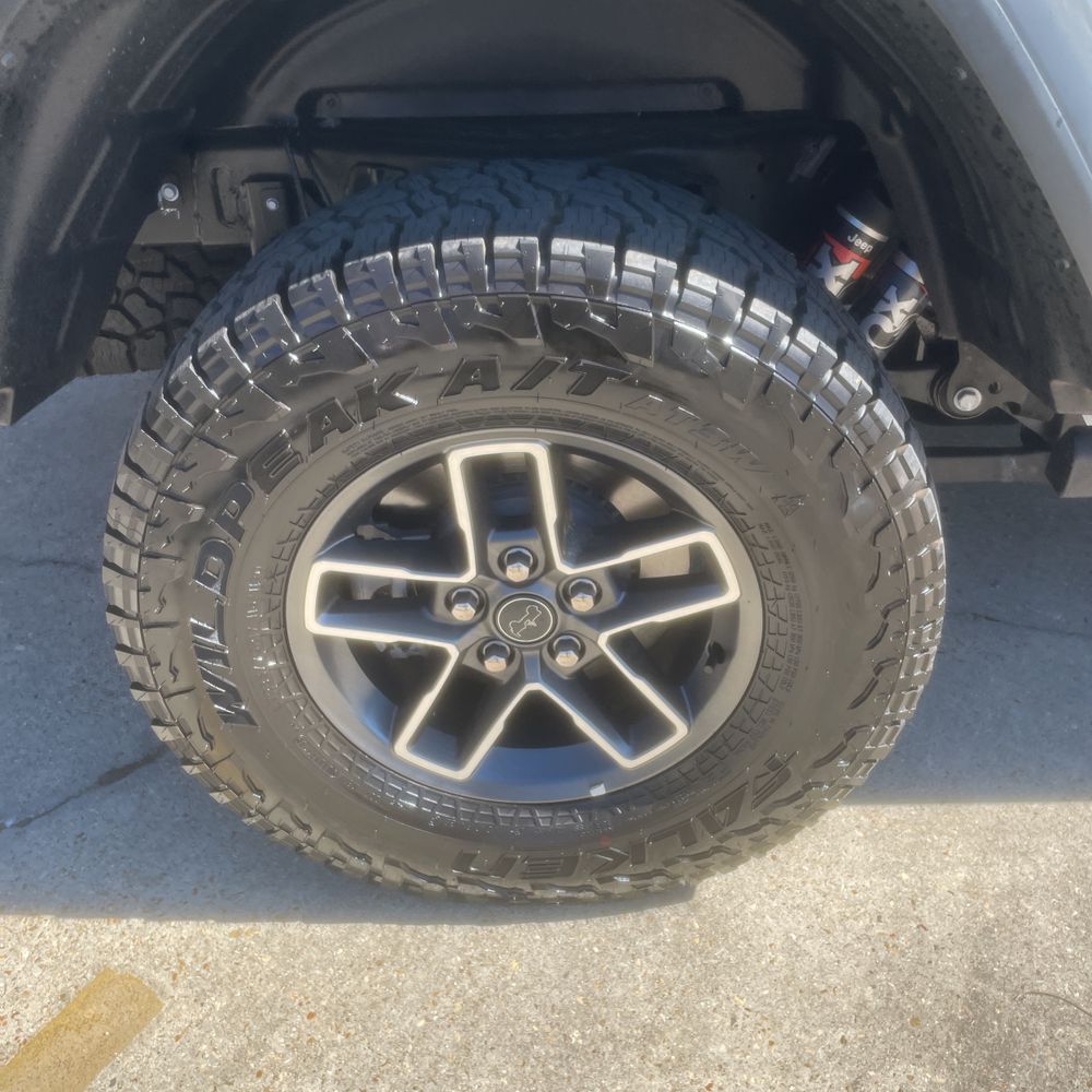2025 Jeep Gladiator Mojave