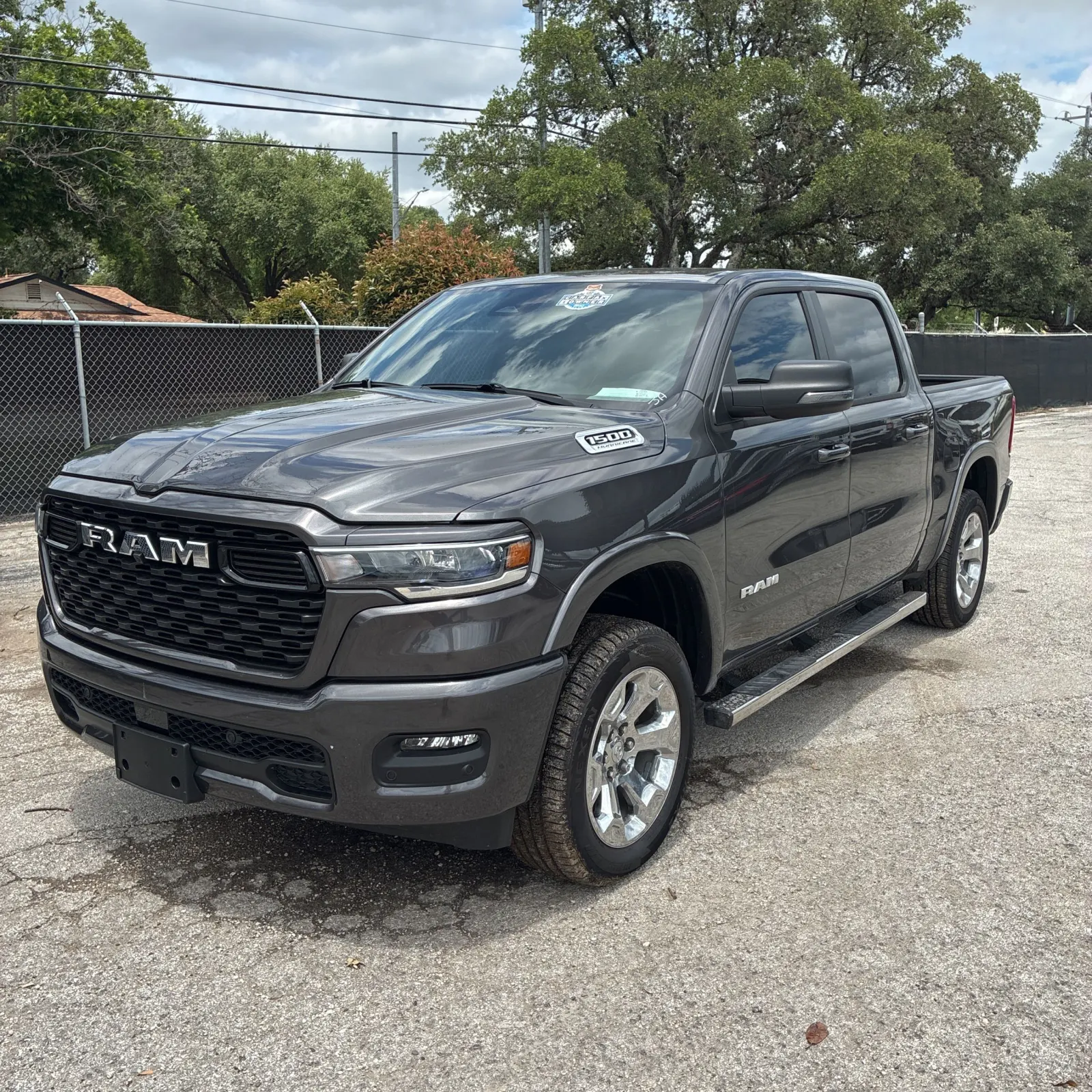 2026 Ram 1500 Lone Star Crew Cab 4x4 5'7" Box