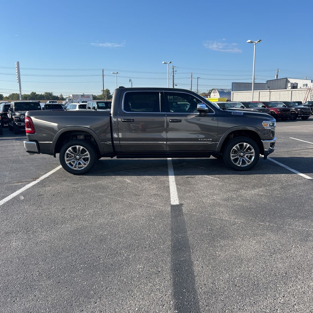 2023 Ram 1500 Limited Crew Cab 4WD SWB