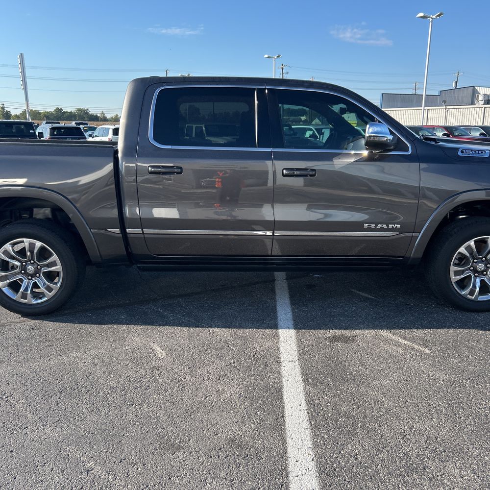 2023 Ram 1500 Limited Crew Cab 4WD SWB