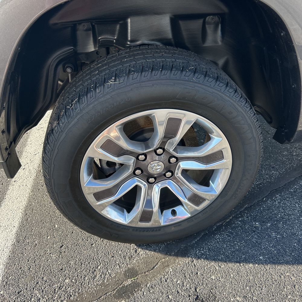 2023 Ram 1500 Limited Crew Cab 4WD SWB