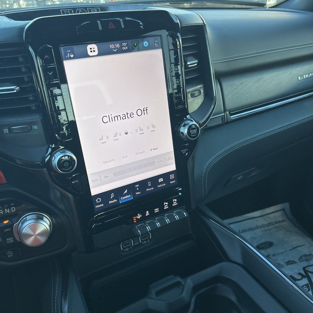 2023 Ram 1500 Limited Crew Cab 4WD SWB