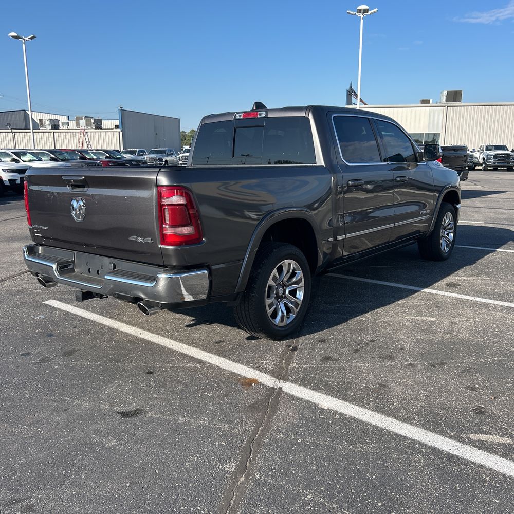2023 Ram 1500 Limited Crew Cab 4WD SWB