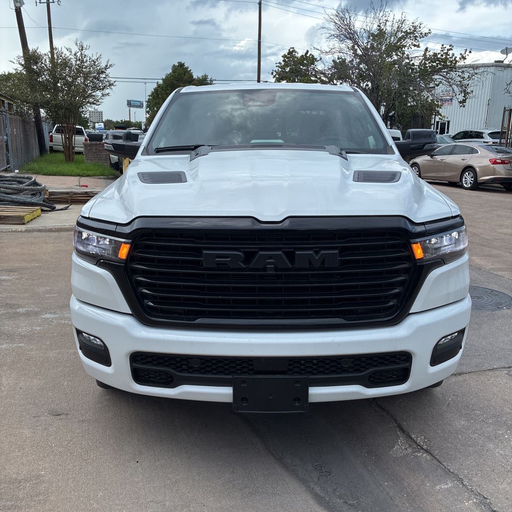 2025 Ram 1500 Laramie