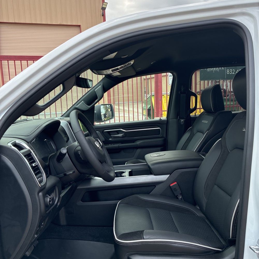 2025 Ram 1500 Laramie