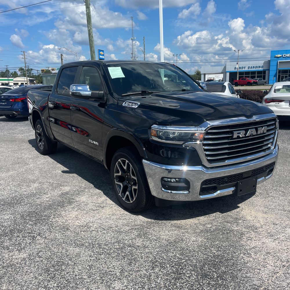 2025 Ram 1500 Laramie