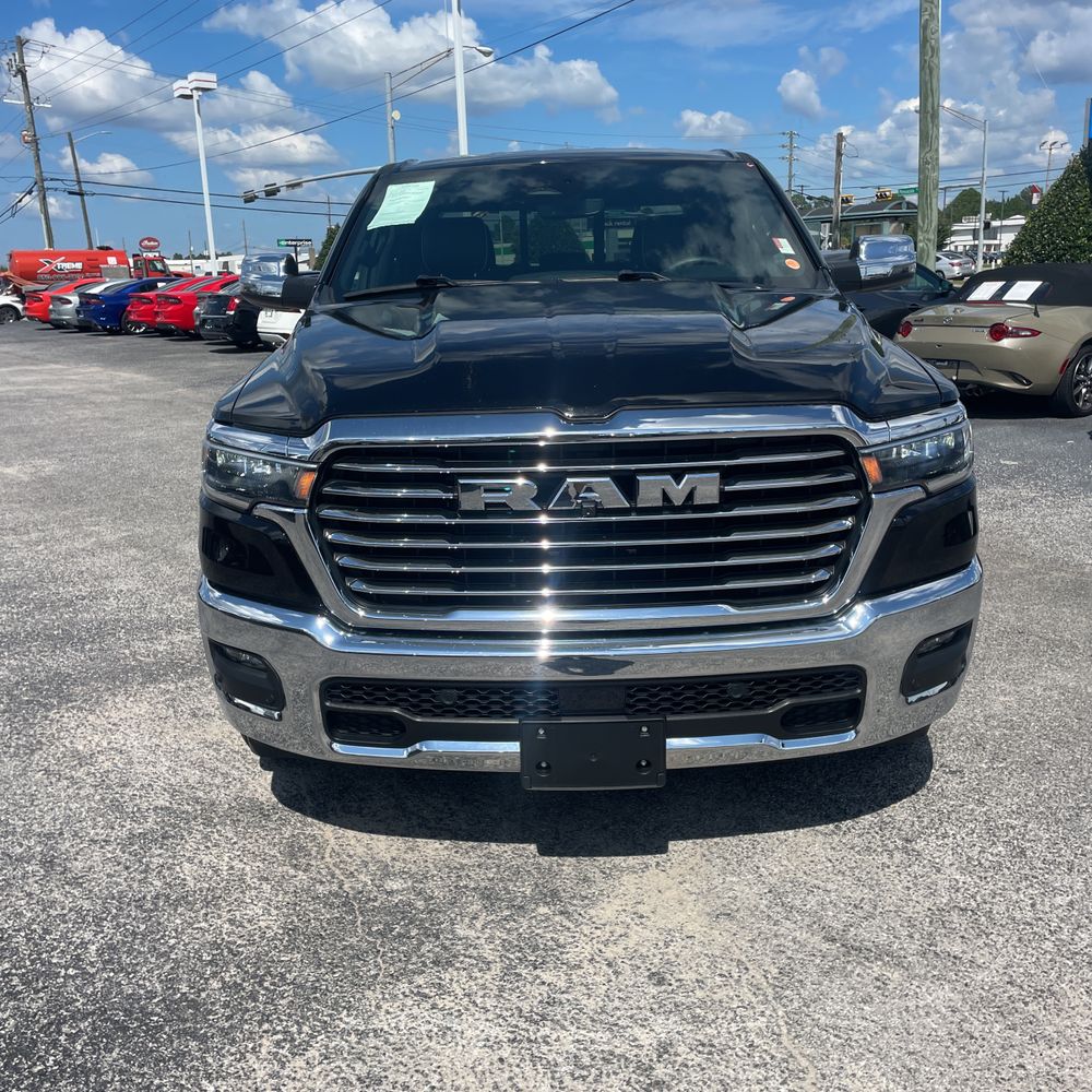 2025 Ram 1500 Laramie