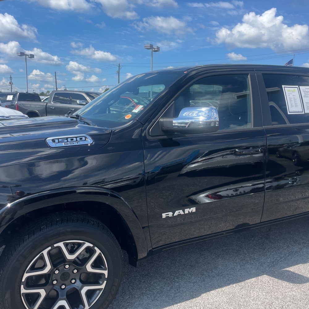 2025 Ram 1500 Laramie
