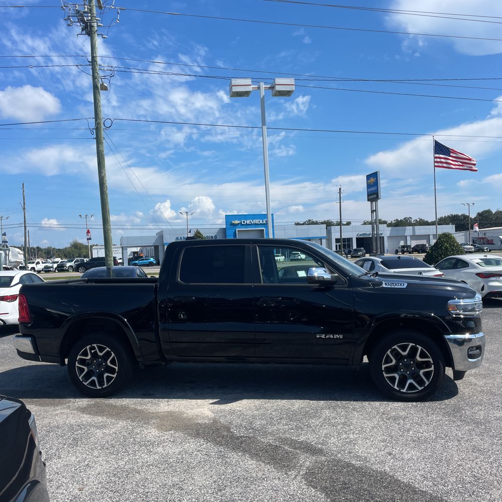 2025 Ram 1500 Laramie