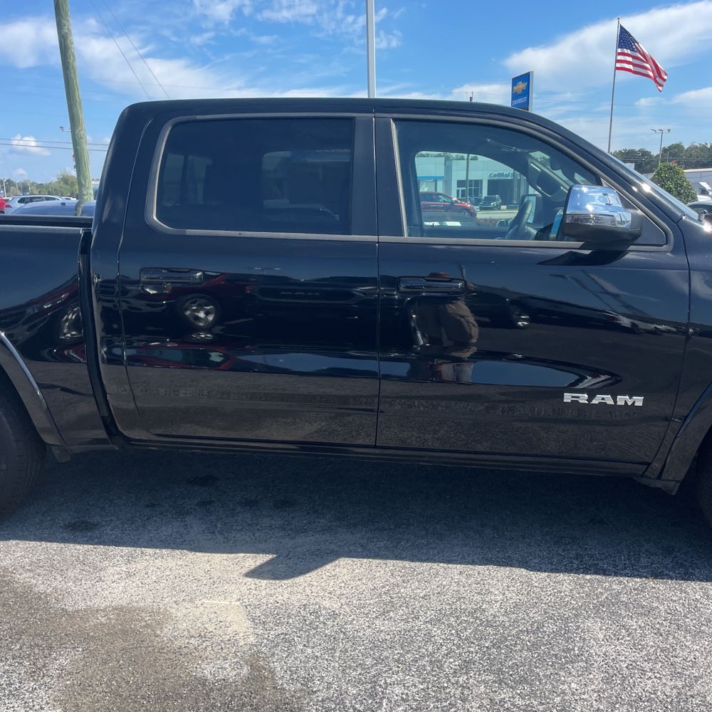 2025 Ram 1500 Laramie