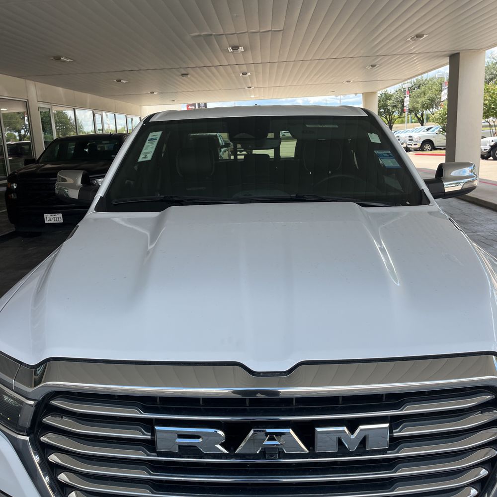 2025 Ram 1500 Laramie