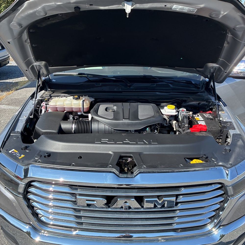 2025 Ram 1500 Laramie