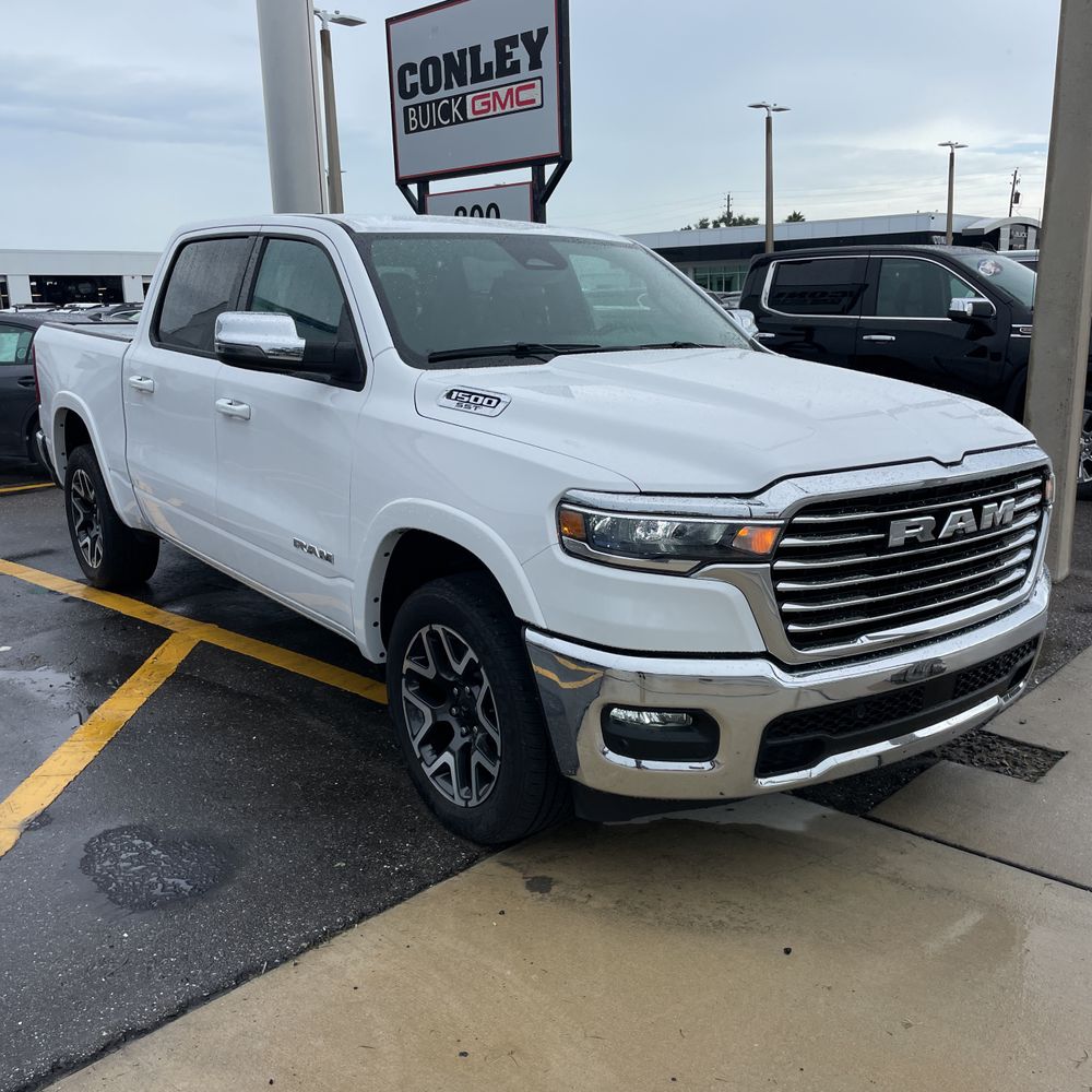 2025 Ram 1500 Laramie