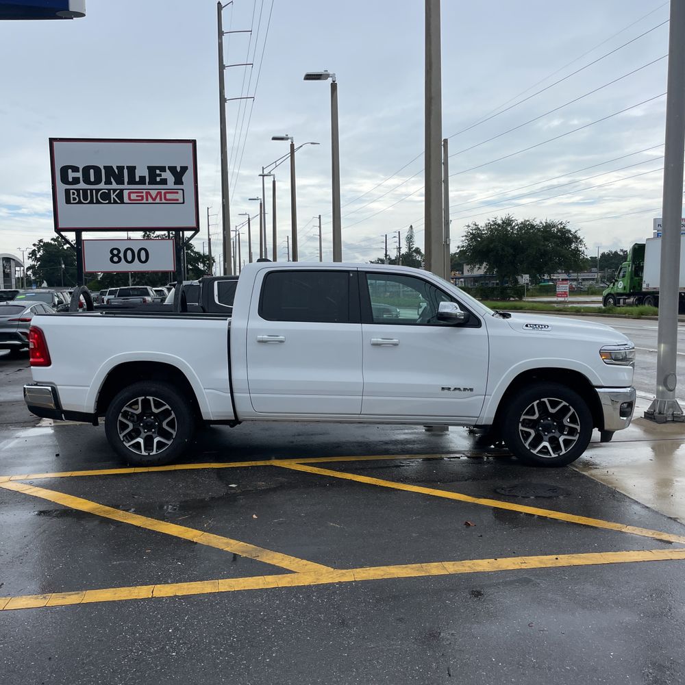 2025 Ram 1500 Laramie