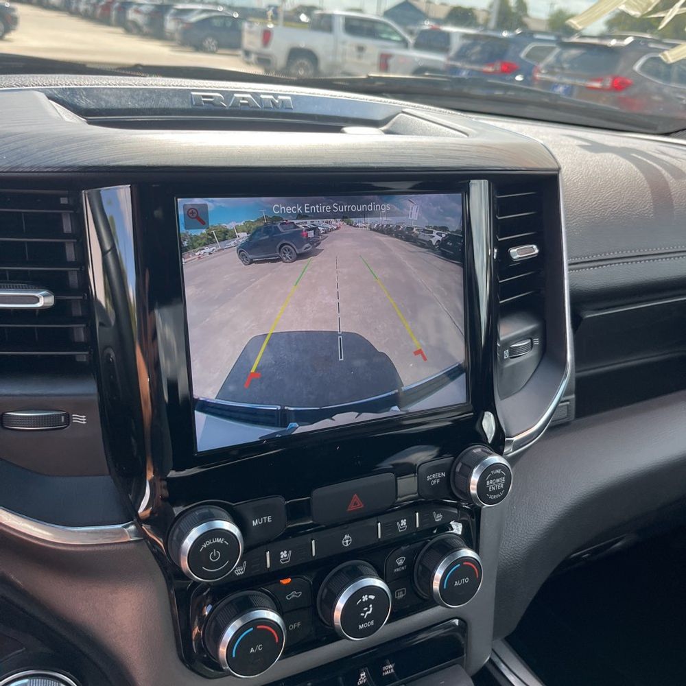 2024 Ram 1500 Laramie