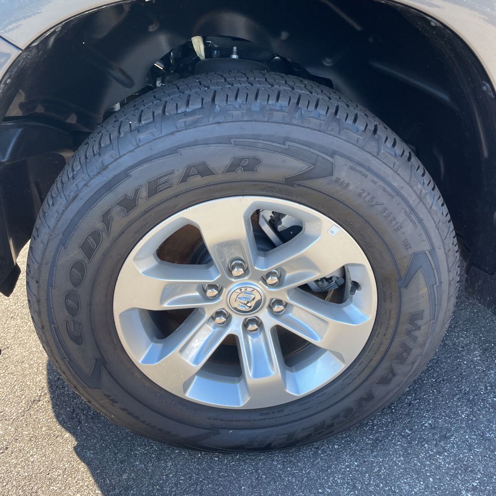2024 Ram 1500 Laramie