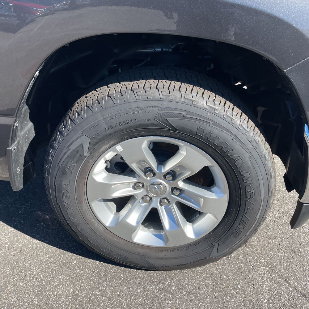 2024 Ram 1500 Laramie