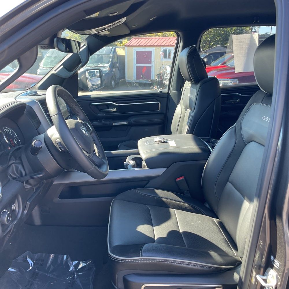 2024 Ram 1500 Laramie
