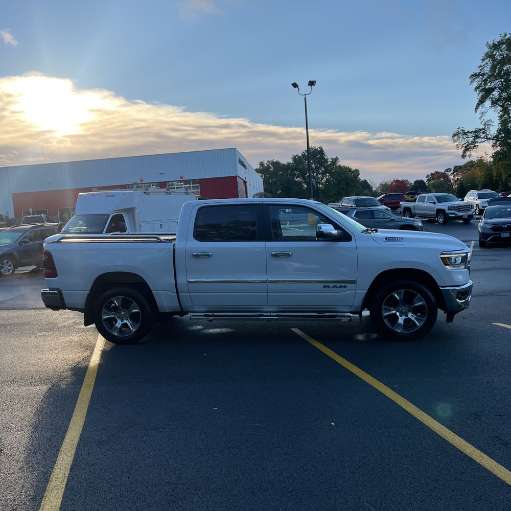 2023 Ram 1500 Laramie