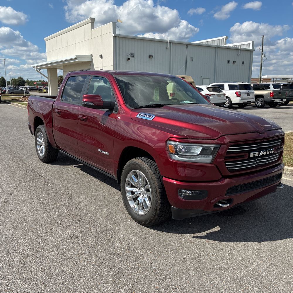 2024 Ram 1500 Laramie