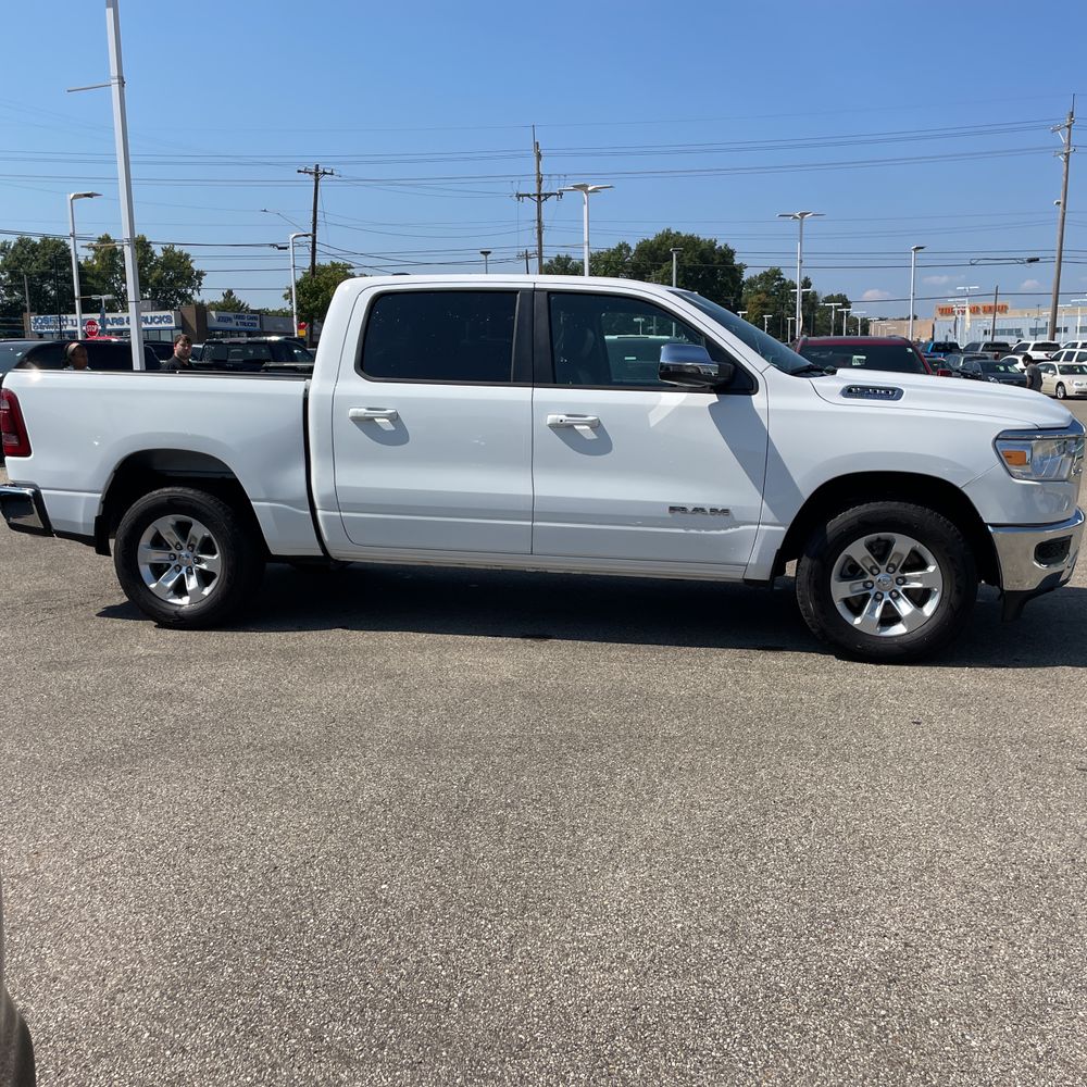 2024 Ram 1500 Laramie